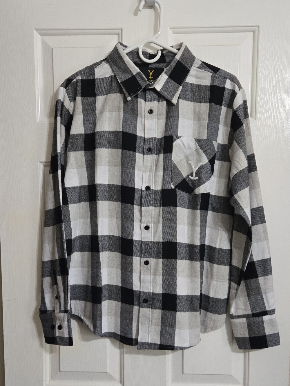 Yellowstone Men's Black & White Plaid Button-Down Shirt